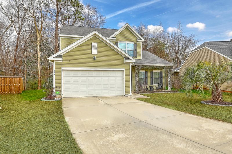 978 Cedarfield Ln, Summerville, SC 29483