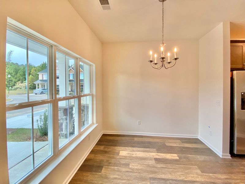 210 Swallowtail Ln, Goose Creek, SC 29445