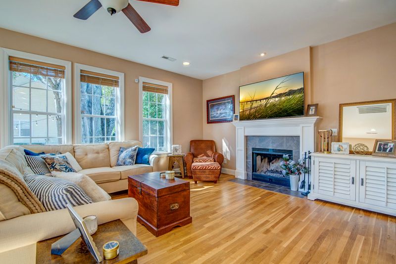 85 Rivers Point Row, Charleston, SC 29412