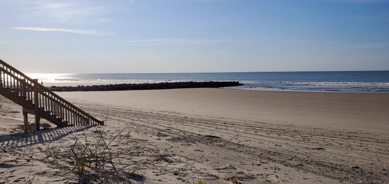 1119 E Arctic E Ave, Folly Beach, SC 29439