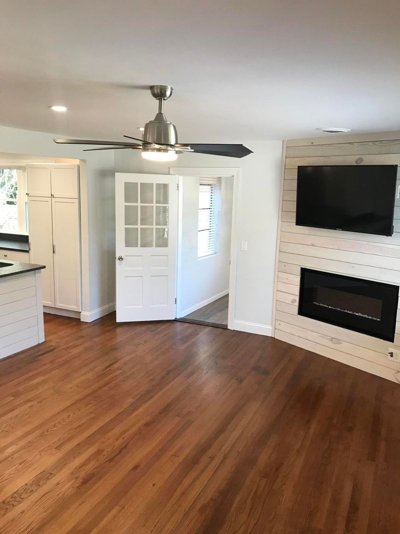 4933 N Rhett Ave, North Charleston, SC 29405