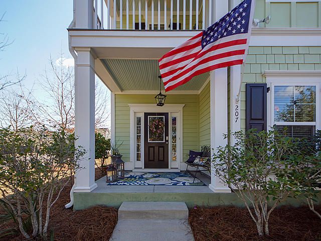 207 Lotz Dr, Summerville, SC 29483