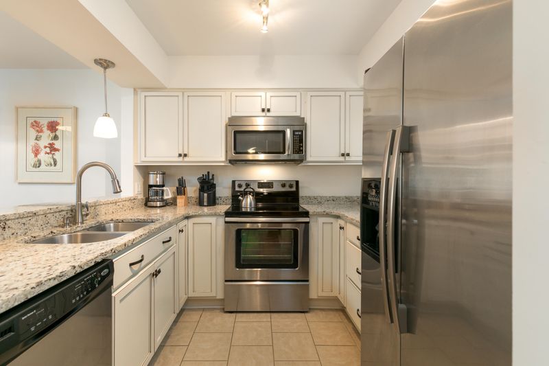 4455 Sea Forest Dr, Kiawah Island, SC 29455