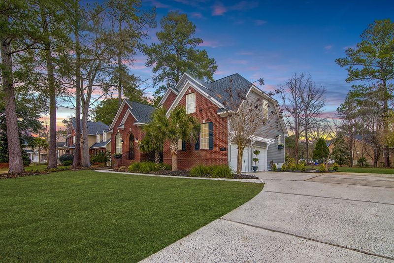 1007 Crooked Oak Rd, Summerville, SC 29485