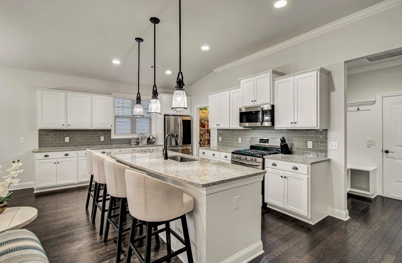 123 Whaler Ave, Summerville, SC 29486