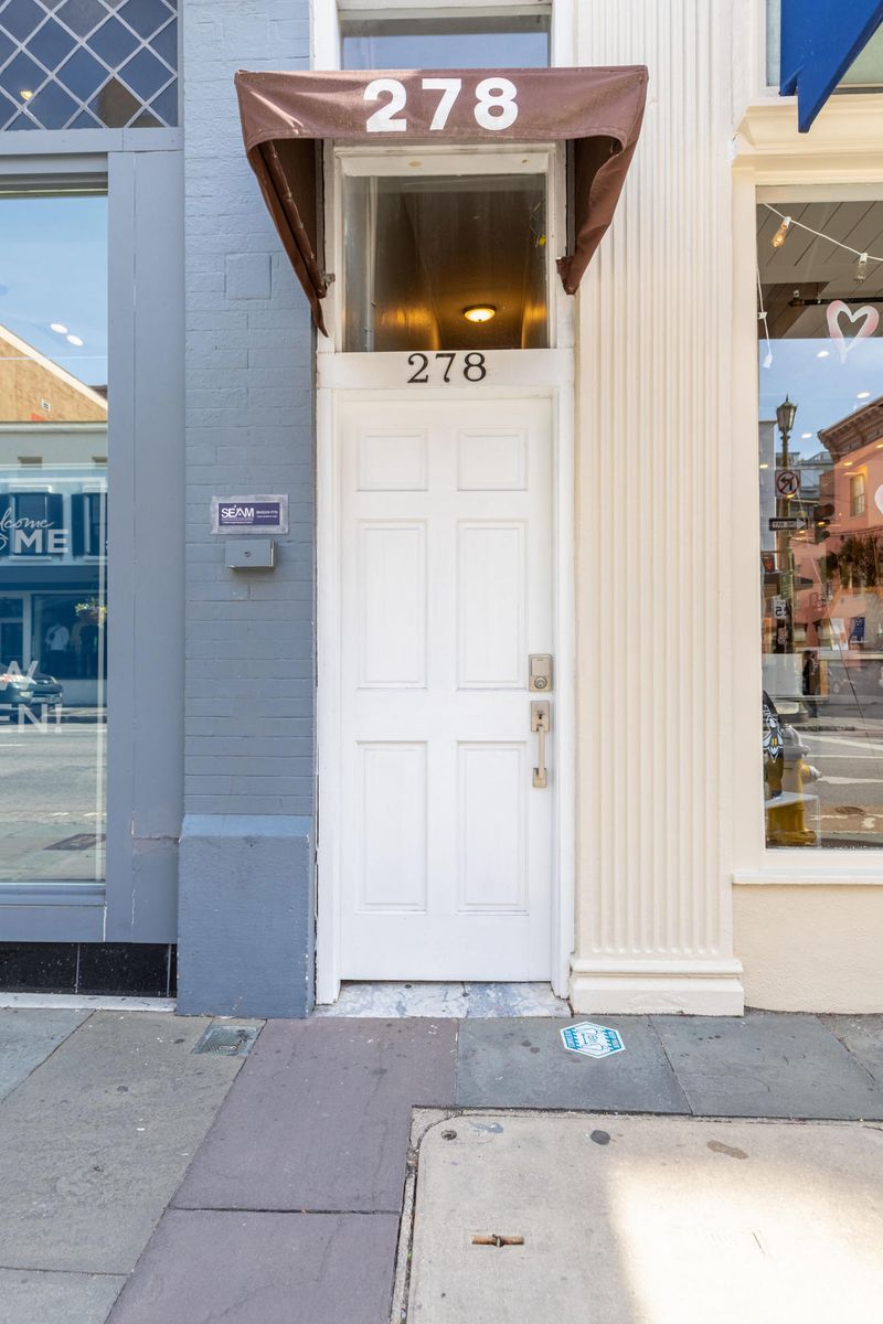 278 King St #C, Charleston, SC 29401