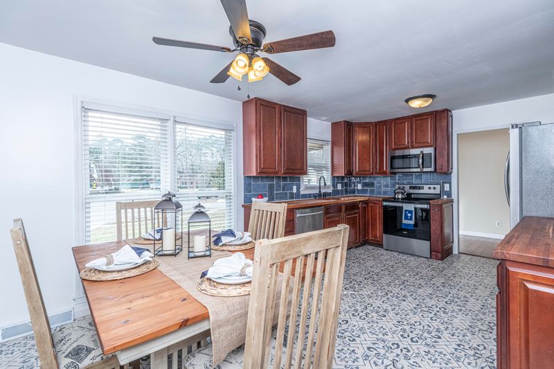 103 Cobley Pl, Summerville, SC 29485