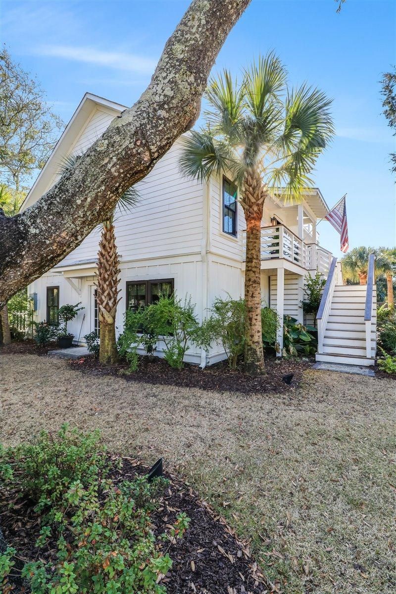 2 37th Ave, Isle Of Palms, SC 29451