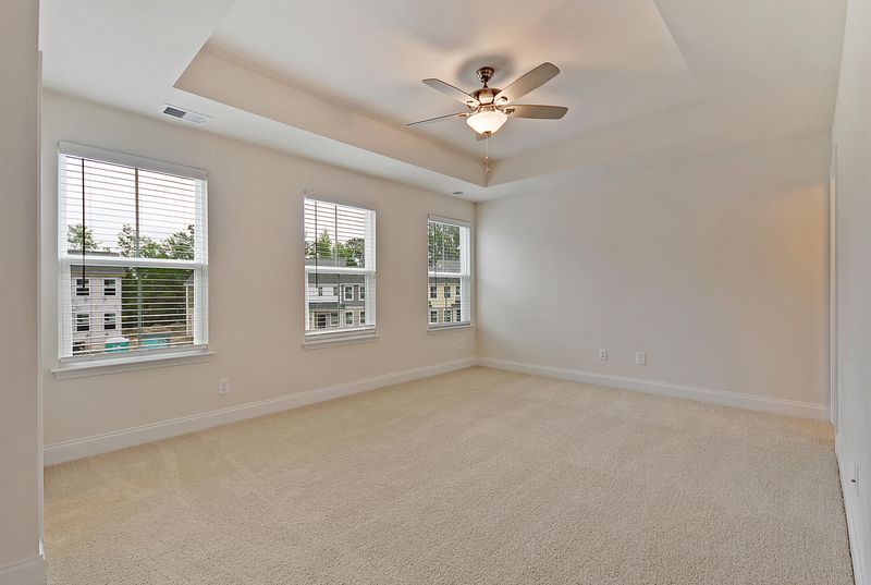 7818 Park Gate Dr, North Charleston, SC 29418
