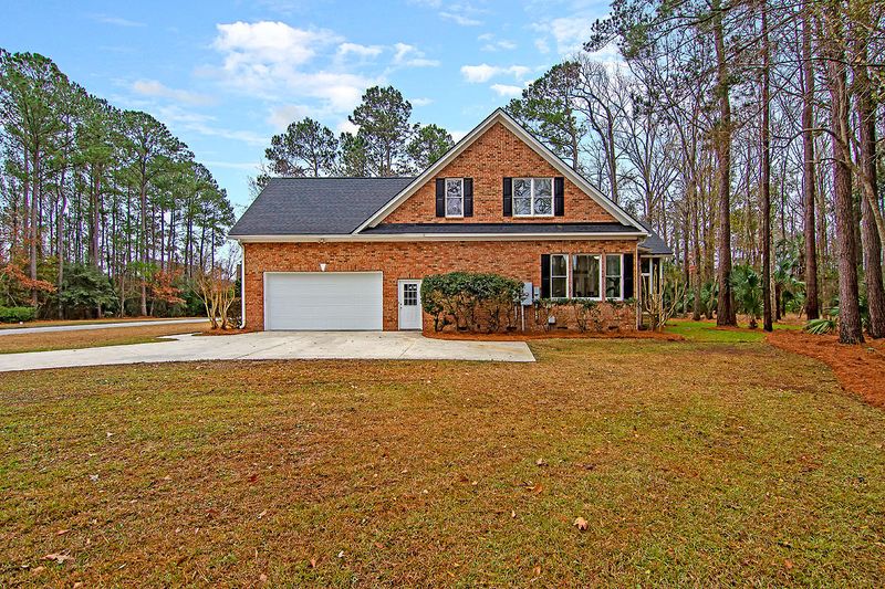 2373 Darts Cove Way, Mount Pleasant, SC 29466
