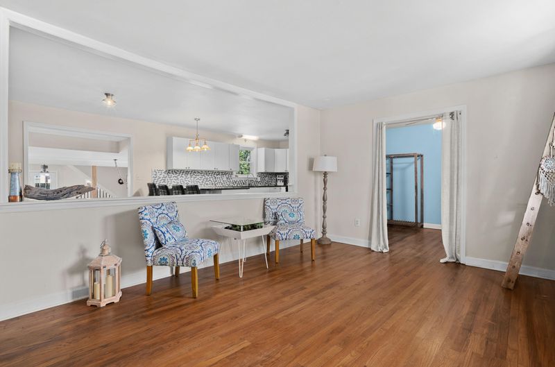 18 Bossis Dr, Charleston, SC 29407