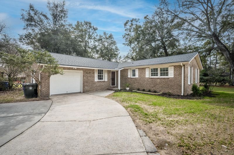 1379 Camp Rd, Charleston, SC 29412