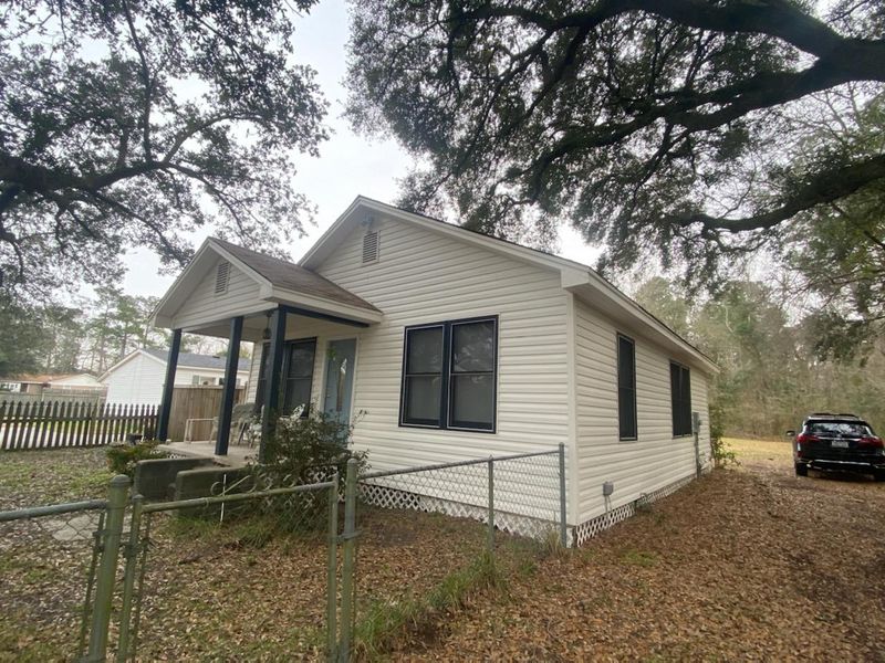 2461 S Hwy 17a, Summerville, SC 29483