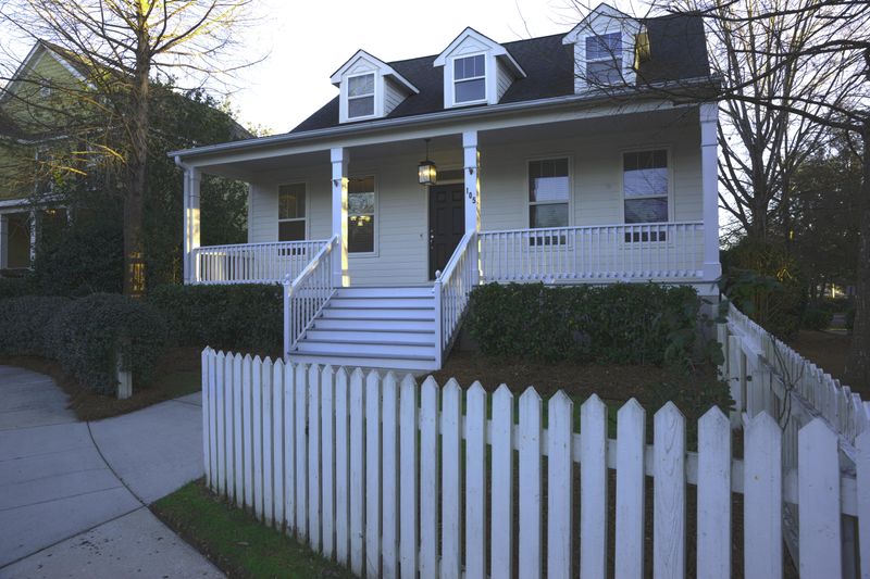 105 Jordan Ct, Charleston, SC 29492