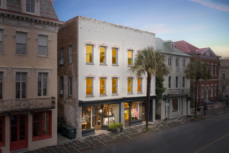 5658 Broad St, Charleston, SC 29401