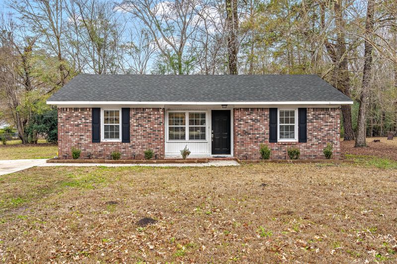 403 Bluebell Ave, Summerville, SC 29483