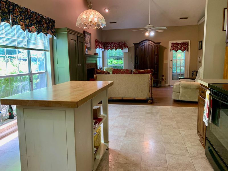 114 Smithfield Ave, Summerville, SC 29485