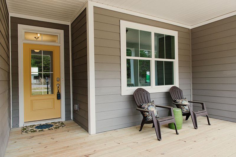 637 Black Pine Rd, Moncks Corner, SC 29461