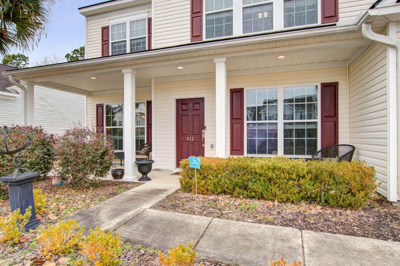 411 Sparkleberry Ln, Ladson, SC 29456