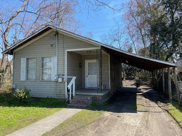 2121 Victory Ave, North Charleston, SC 29405
