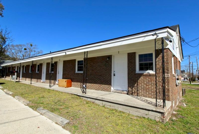 1824 Carlton St, North Charleston, SC 29405