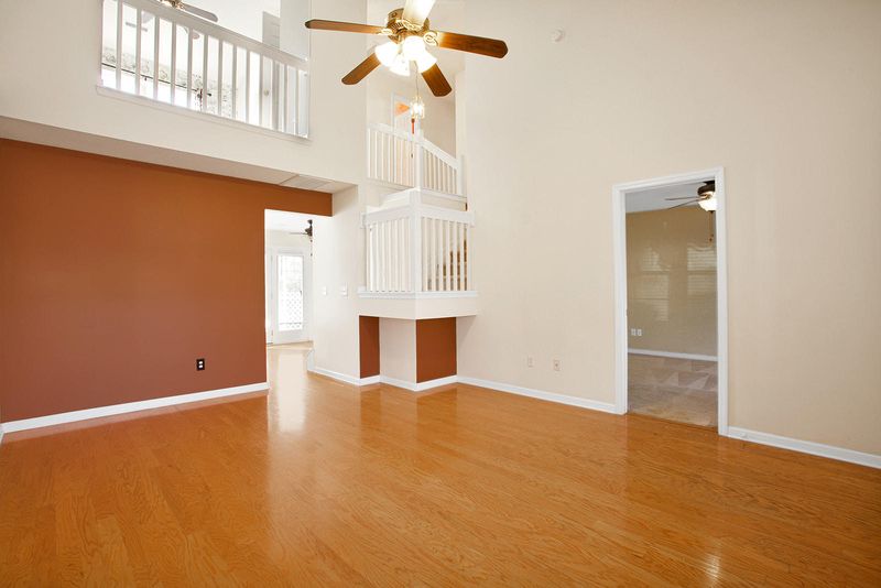 126 Hornby Cir, Goose Creek, SC 29445