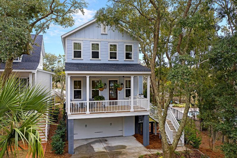 1121 Hills Plantation Dr, Charleston, SC 29412