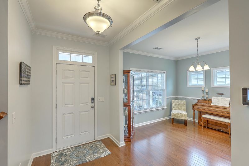 8147 Halbert Dr, Charleston, SC 29406