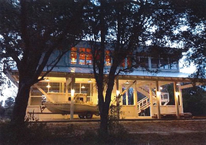 1845 Clark Rd, Edisto Island, SC 29438
