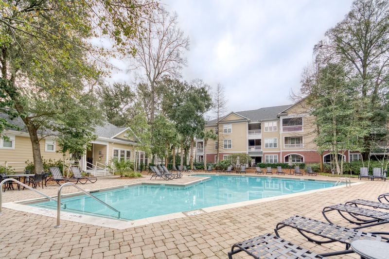 600 Bucksley Ln #305, Daniel Island, SC 29492