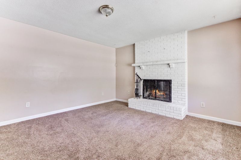 201 Carmon St, Summerville, SC 29485