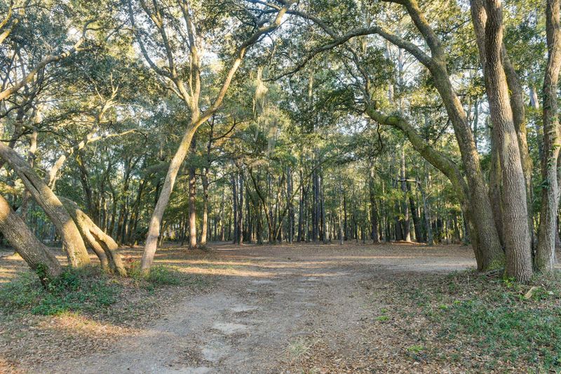 2928 Bohicket Rd, Johns Island, SC 29455