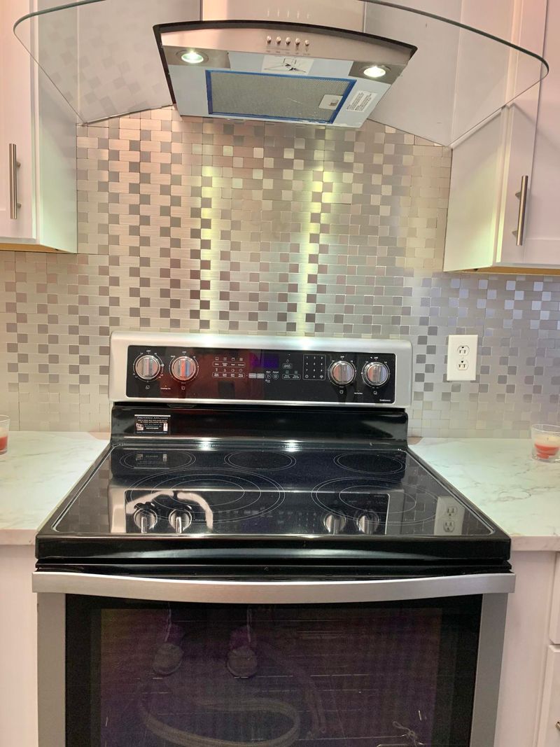 220 Dogwood Ave, Goose Creek, SC 29445