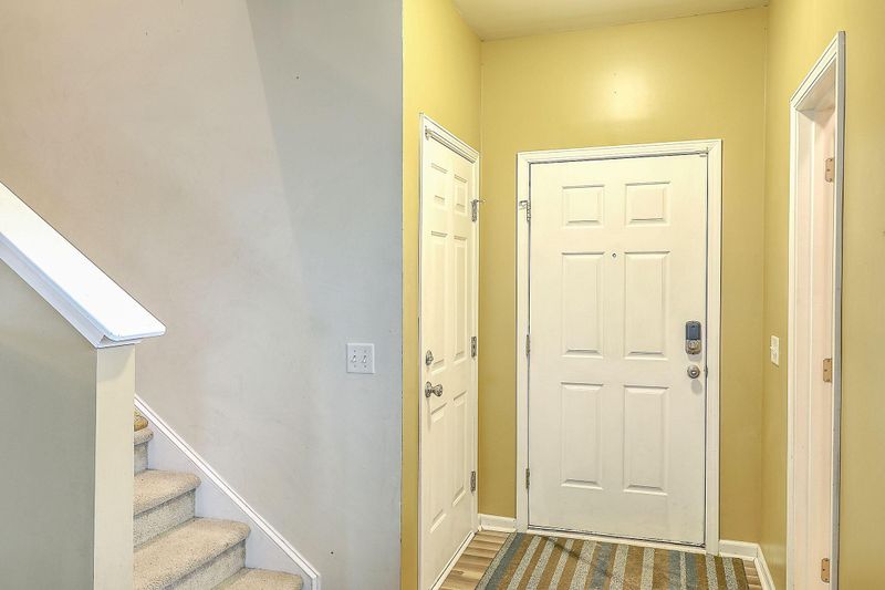 706 Greymohr Ln, Goose Creek, SC 29445