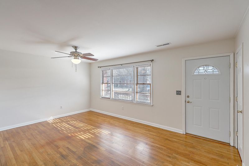 332 Swift Ave, Charleston, SC 29407