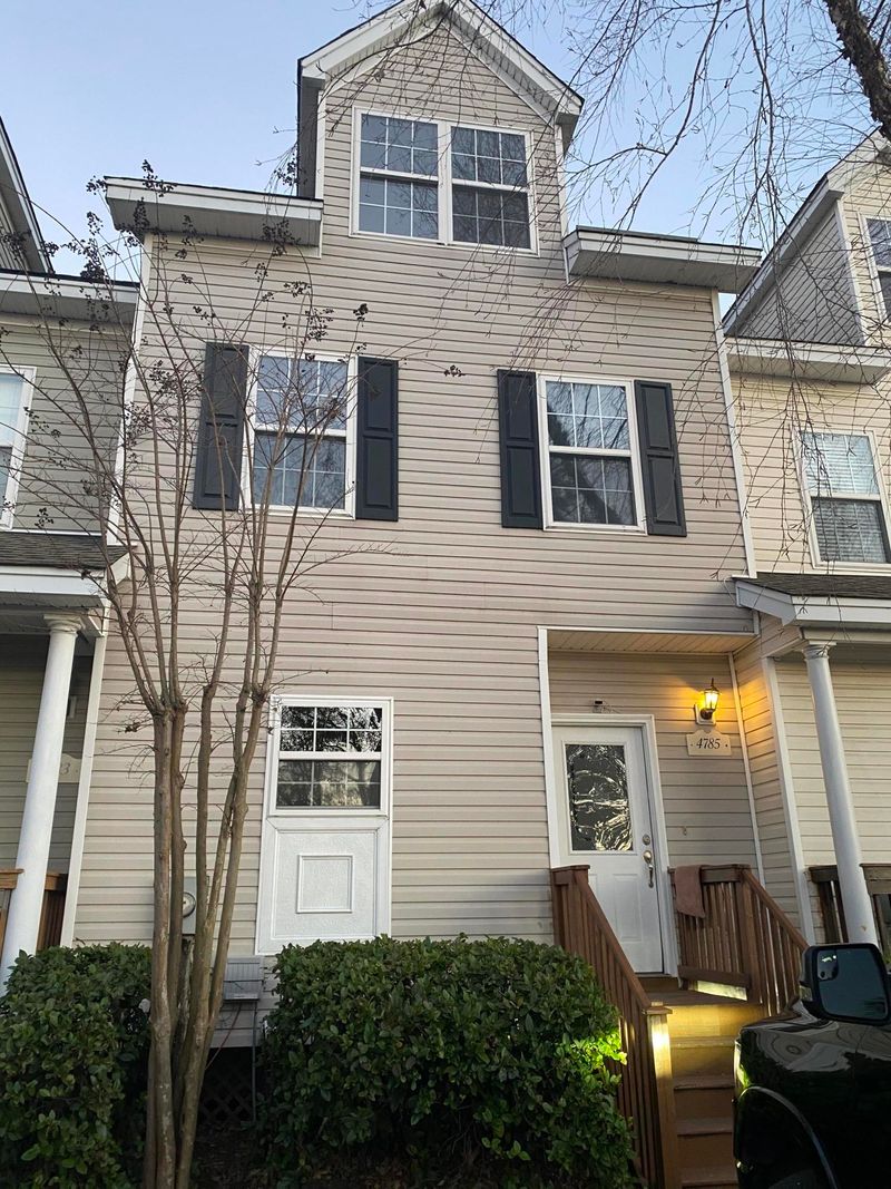 4785 Arco Ln, North Charleston, SC 29418