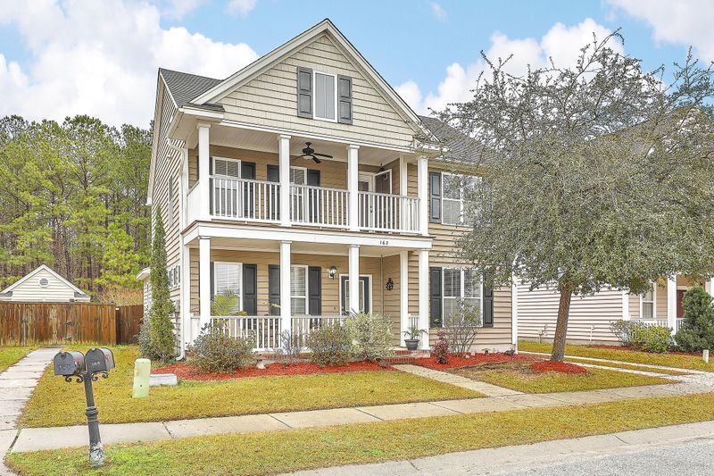 162 Avonshire Dr, Summerville, SC 29483