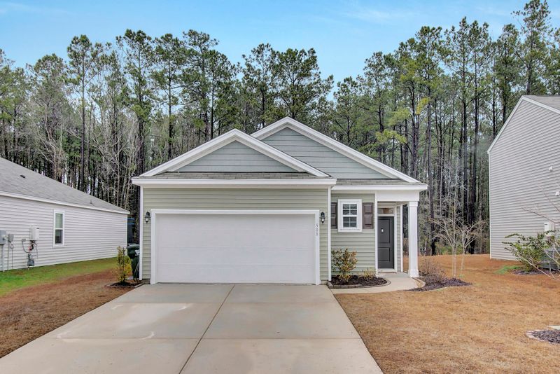 508 Wayton Cir, Moncks Corner, SC 29461