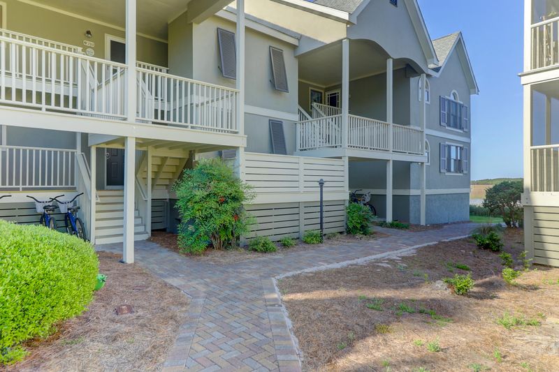 2119 Landfall Way, Seabrook Island, SC 29455