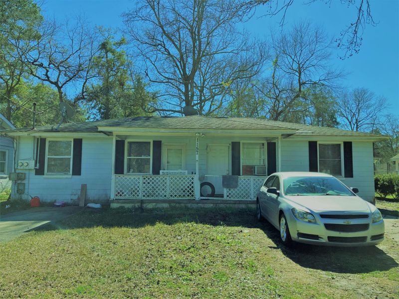 1157 Berkeley St, Hanahan, SC 29410