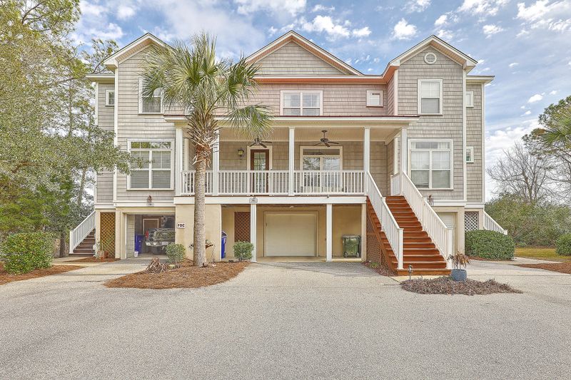 301 Kinloss Country Ln, Mount Pleasant, SC 29466