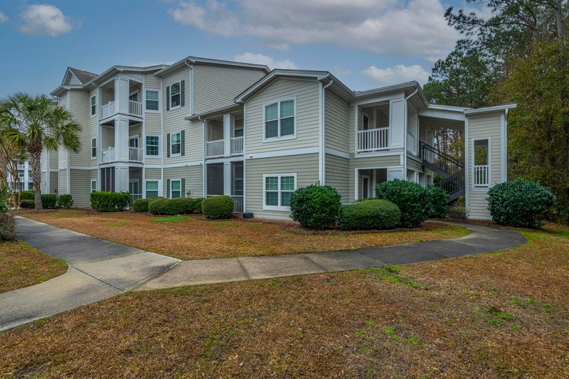 1300 Park W Blvd #220, Mount Pleasant, SC 29466