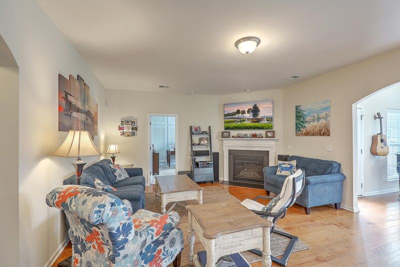 433 Allamby Ridge Rd, Moncks Corner, SC 29461