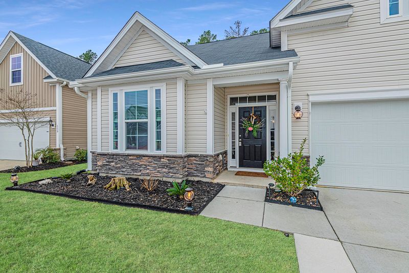 207 Spectrum Rd, Summerville, SC 29486