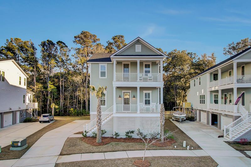 2768 Colonel Harrison Dr, Johns Island, SC 29455
