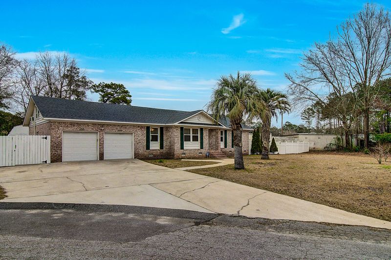 200 Tally Ho Ct, Summerville, SC 29485