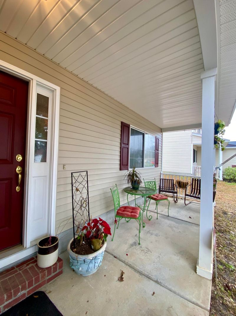 8035 Old London, North Charleston, SC 29406