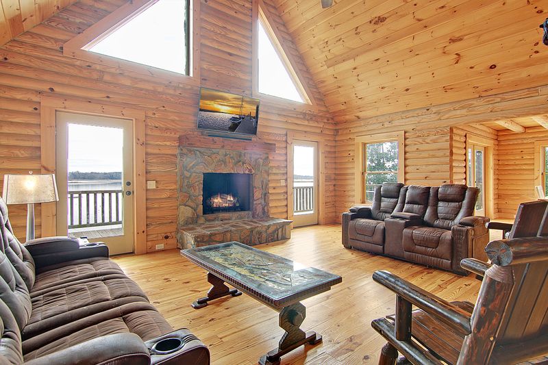 1827 Fishing Island Rd, Moncks Corner, SC 29461