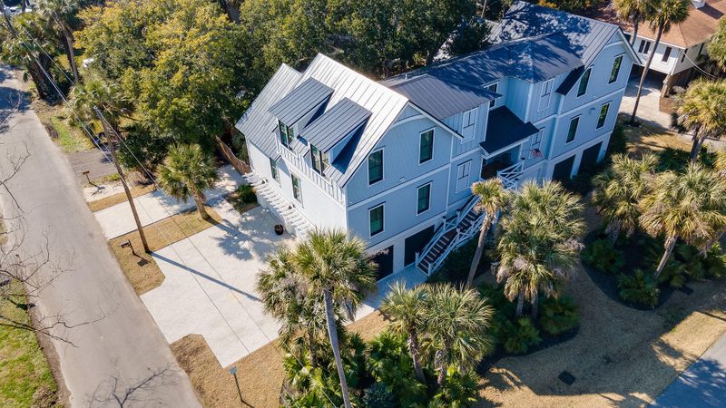 2307 Hartnett Blvd, Isle Of Palms, SC 29451