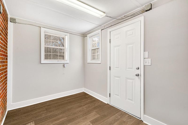 5078 Delta St, North Charleston, SC 29406